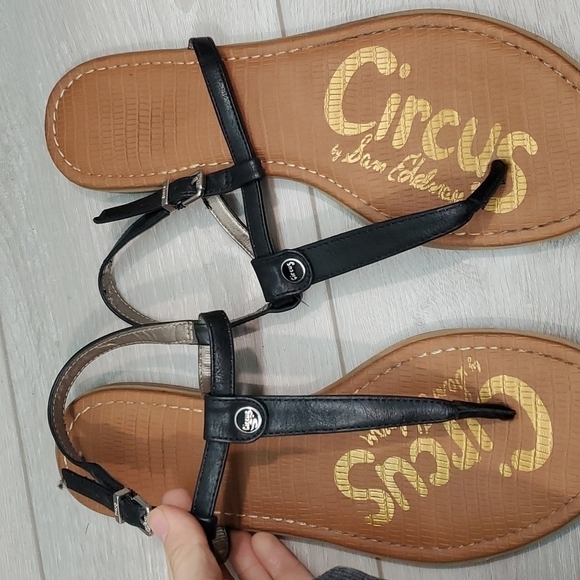 Circus by Sam Edelman Cayden Womens T Strap Strappy Flats sandals shoes - Picture 9 of 9